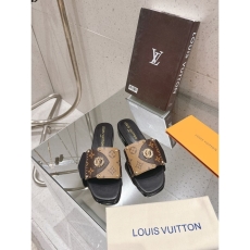 Louis Vuitton Slippers